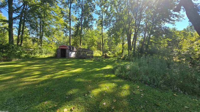 4431 County Line Road, Casco Twp, MI 48064