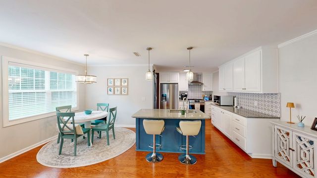 202 Phillips Terrace, Dothan, AL 36303