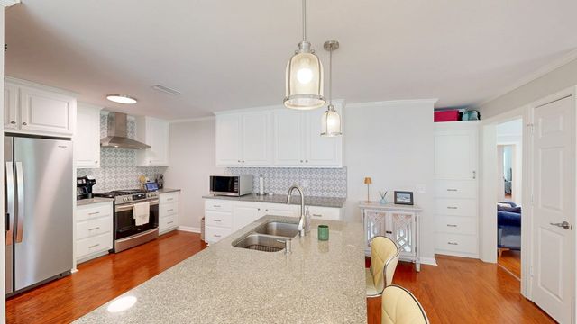 202 Phillips Terrace, Dothan, AL 36303
