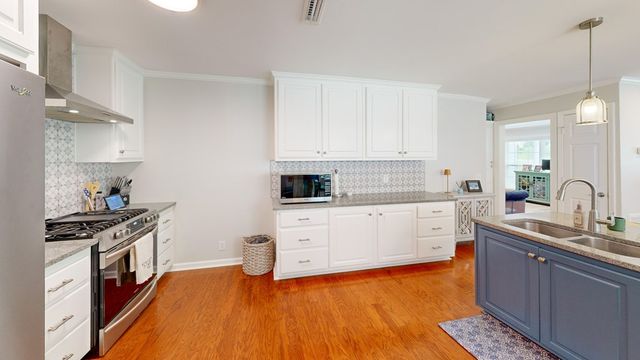 202 Phillips Terrace, Dothan, AL 36303
