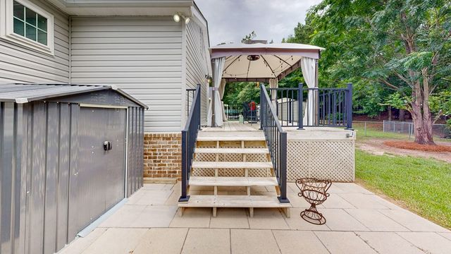 202 Phillips Terrace, Dothan, AL 36303