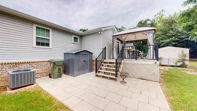 202 Phillips Terrace, Dothan, AL 36303