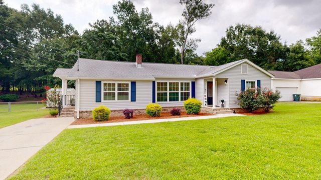 202 Phillips Terrace, Dothan, AL 36303