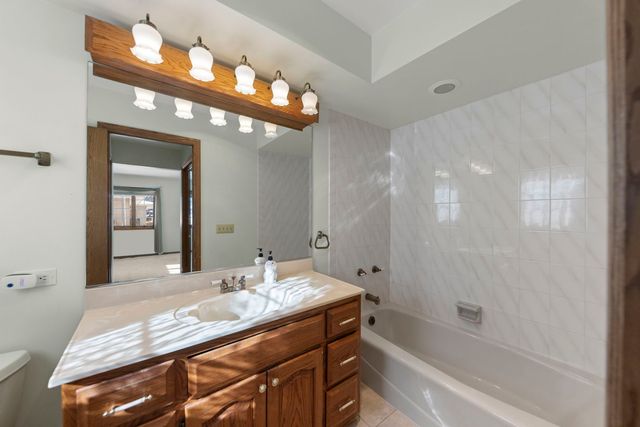 524 Meadow Lane, Beecher, IL 60401