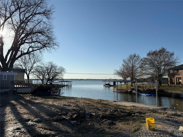 3905 Montgomery Drive, Granbury, TX 76049