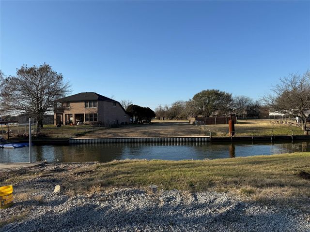 3905 Montgomery Drive, Granbury, TX 76049