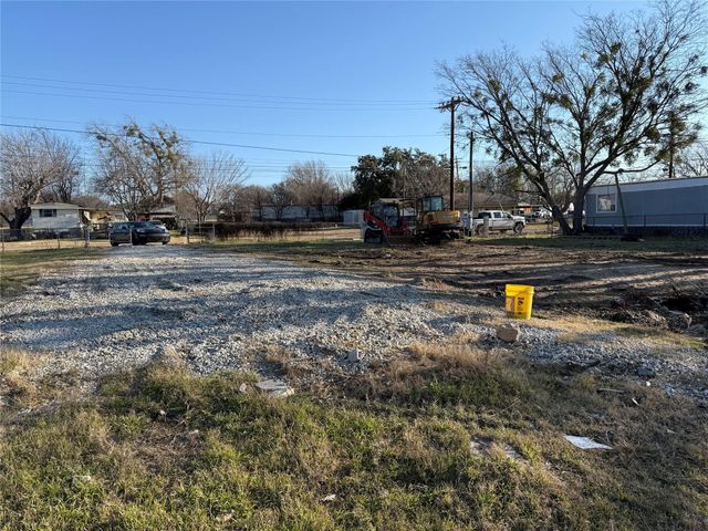 3905 Montgomery Drive, Granbury, TX 76049