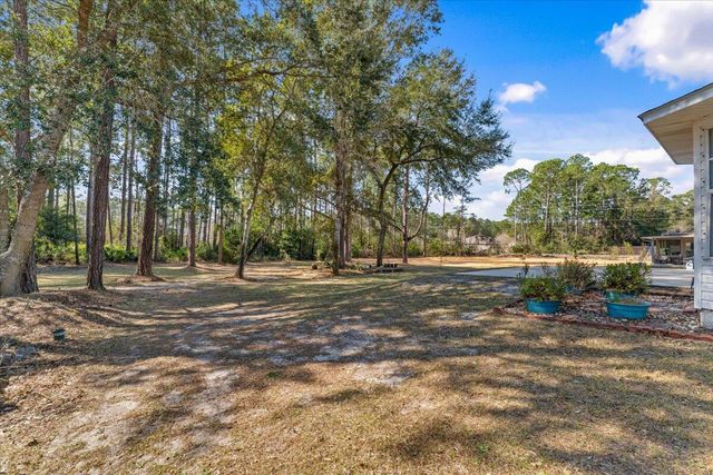 7095 Jasper Street, Navarre, FL 32566