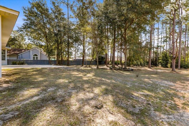 7095 Jasper Street, Navarre, FL 32566