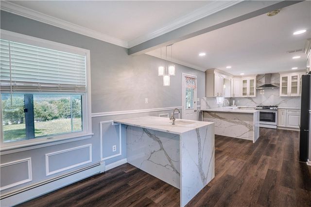 3250 Vista Drive, Moore Twp, PA 18038