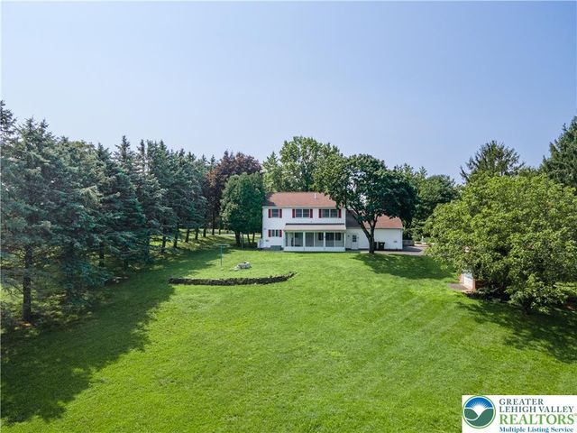 3250 Vista Drive, Moore Twp, PA 18038