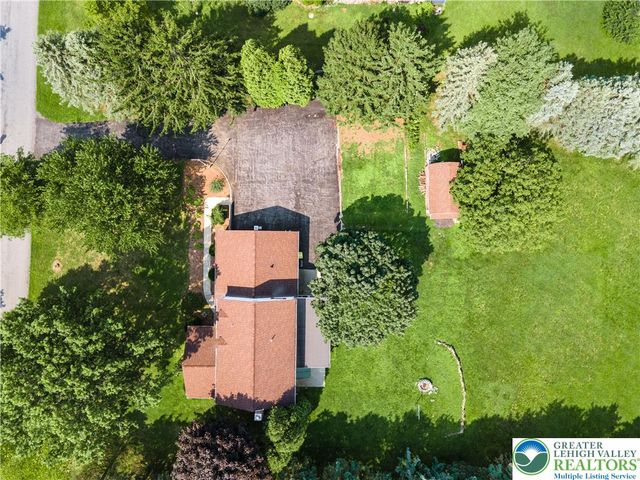 3250 Vista Drive, Moore Twp, PA 18038