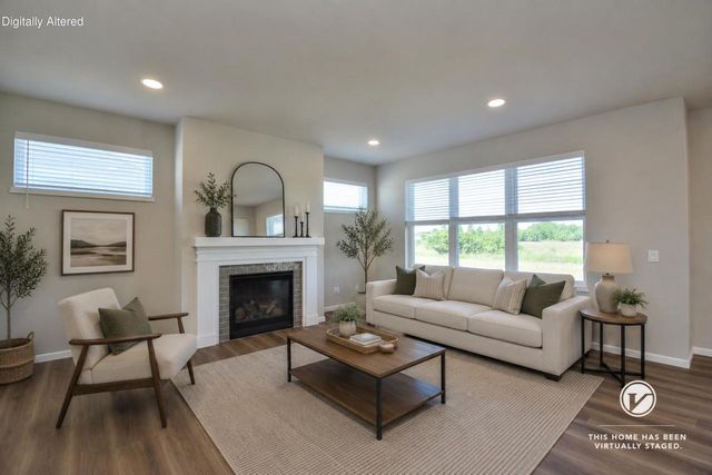 1214 Arrowood CIRCLE W, Oconomowoc, WI 53066