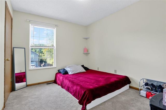 4507 N Fuller Avenue, Kansas City, MO 64117