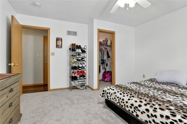 4507 N Fuller Avenue, Kansas City, MO 64117