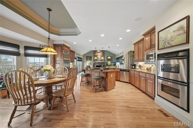 316 Barn Side Lane, Eureka, MO 63025