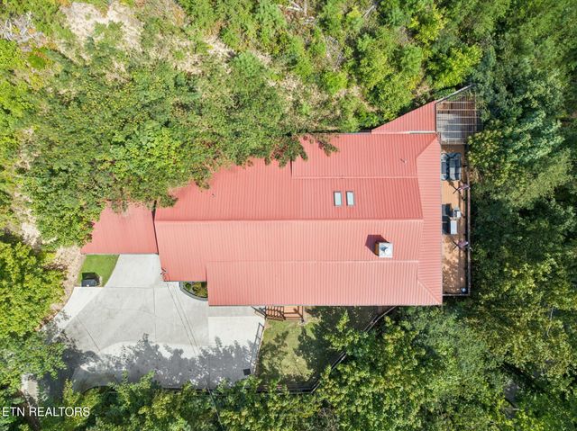 2029 Windy Lane, Sevierville, TN 37876