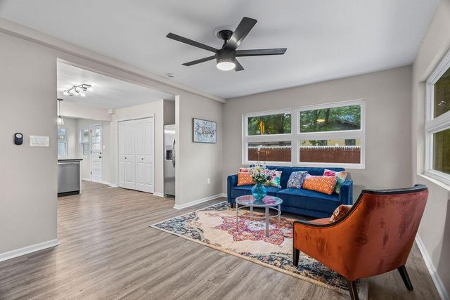 1404 E Alan ROAD, Oak Creek, WI 53154