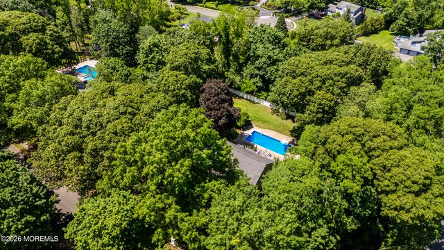 4 Storm Road, Lincroft, NJ 07738