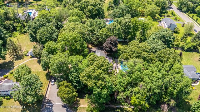 4 Storm Road, Lincroft, NJ 07738