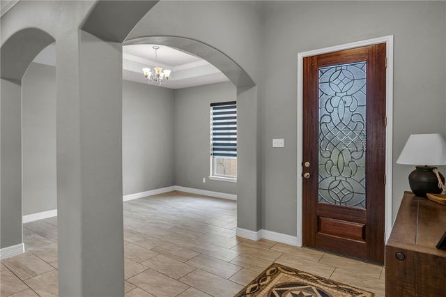 1826 Monterey Bay Dr, Portland, TX 78374