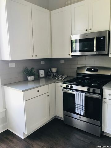 339 N Washington Ave, New Braunfels, TX 78130
