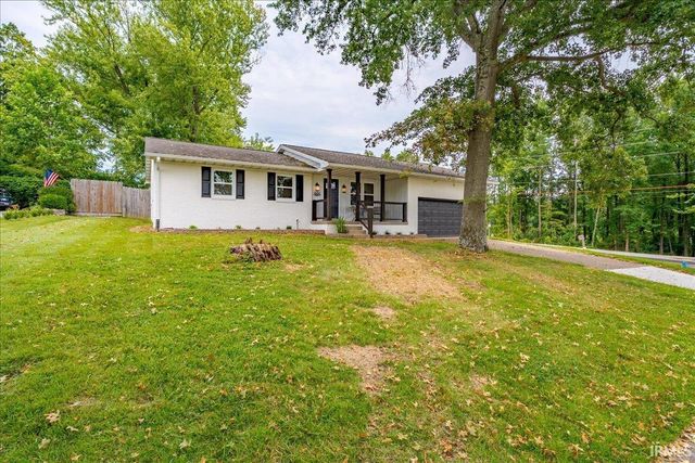 1988 Alan Lane, Newburgh, IN 47630