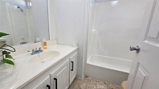 16949 S Western Spc 22A Avenue, Gardena, CA 90247