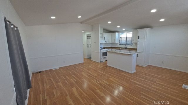 16949 S Western Spc 22A Avenue, Gardena, CA 90247