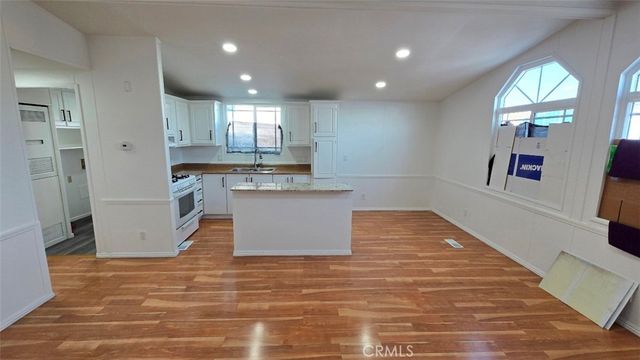 16949 S Western Spc 22A Avenue, Gardena, CA 90247