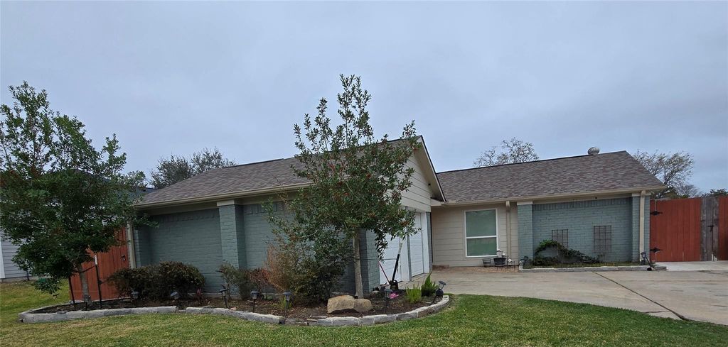 3106 Mariner Drive, League City, TX 77573