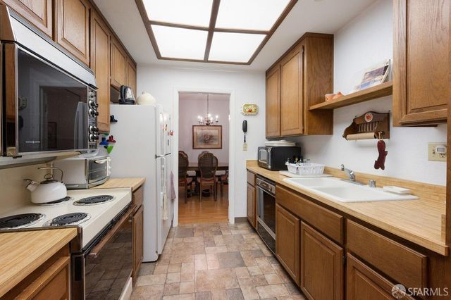 2780 19th Avenue 62, San Francisco, CA 94132