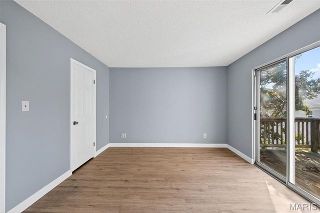 9004 Cardinal Terrace, St Louis, MO 63144