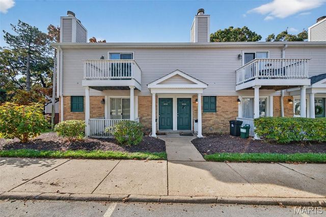 9004 Cardinal Terrace, St Louis, MO 63144