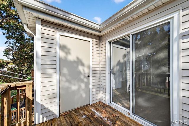 9004 Cardinal Terrace, St Louis, MO 63144