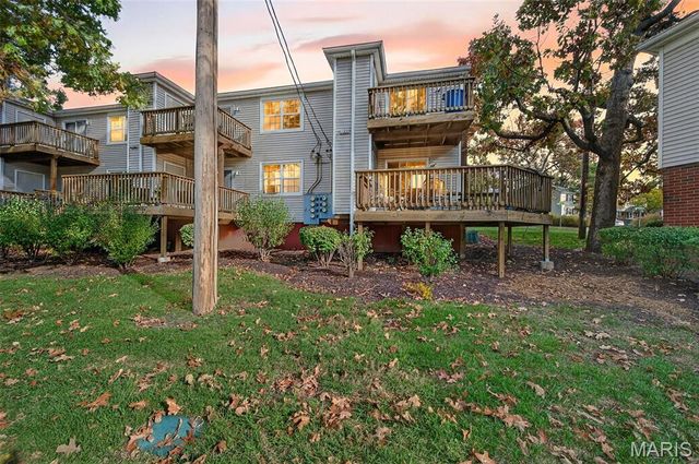 9004 Cardinal Terrace, St Louis, MO 63144