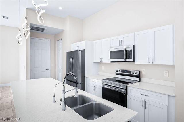 2708 20th ST W, Lehigh Acres, FL 33971