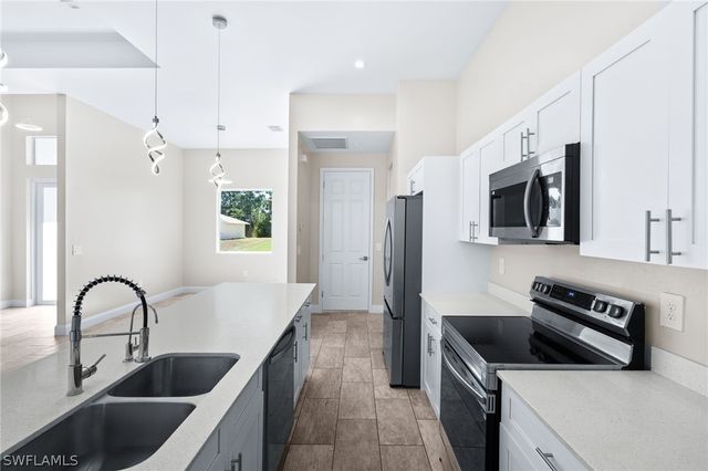 2708 20th ST W, Lehigh Acres, FL 33971