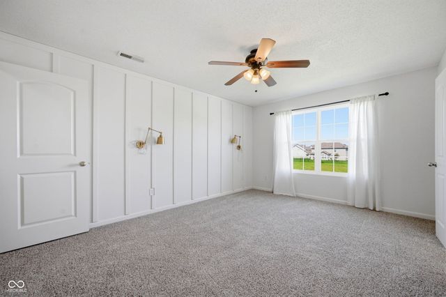 4634 Amesbury Place, Westfield, IN 46062