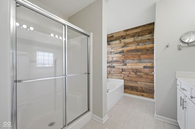 4634 Amesbury Place, Westfield, IN 46062