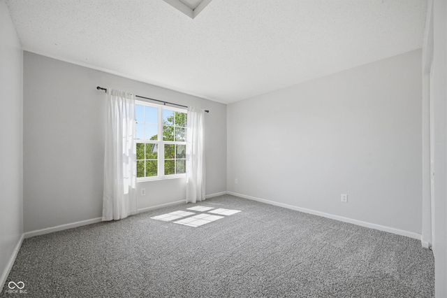 4634 Amesbury Place, Westfield, IN 46062
