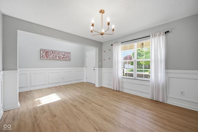 4634 Amesbury Place, Westfield, IN 46062