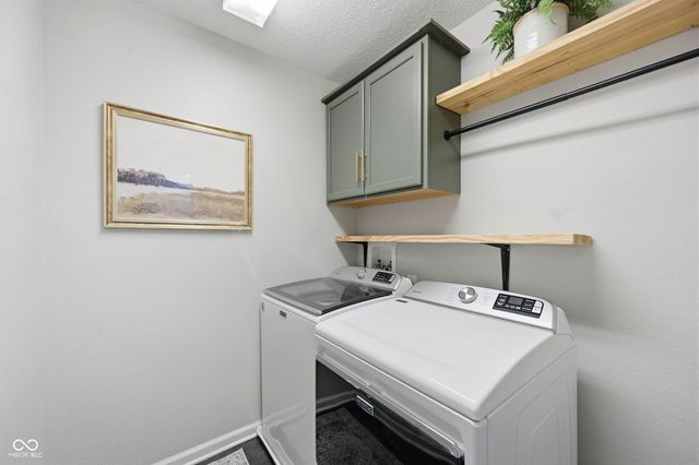 4634 Amesbury Place, Westfield, IN 46062