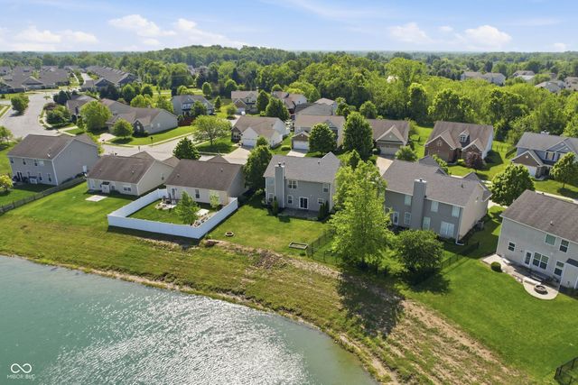 4634 Amesbury Place, Westfield, IN 46062