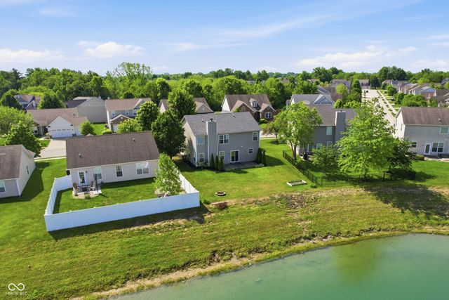 4634 Amesbury Place, Westfield, IN 46062