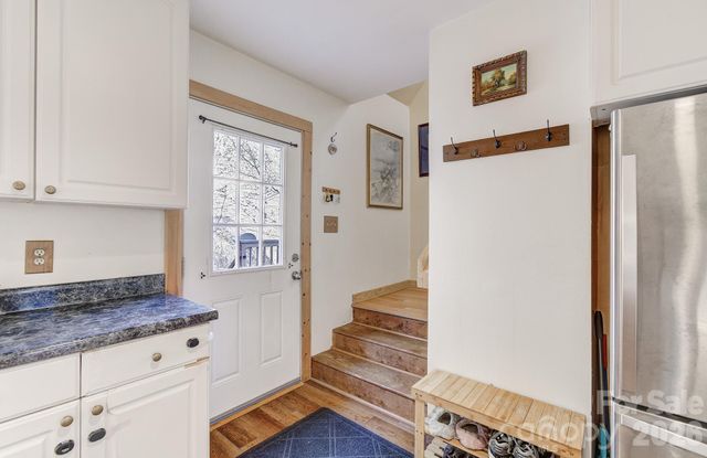 92 Arrowood Road, Weaverville, NC 28787