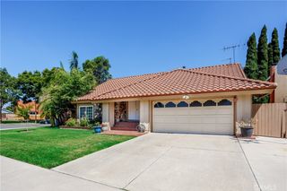 6111 E Calle Pantano, Anaheim, CA 92807