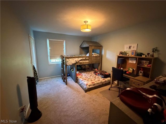 8120 Daventree Drive, Brecksville, OH 44141