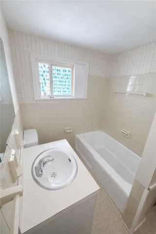 1631 3rd Ave, Arnold, PA 15068