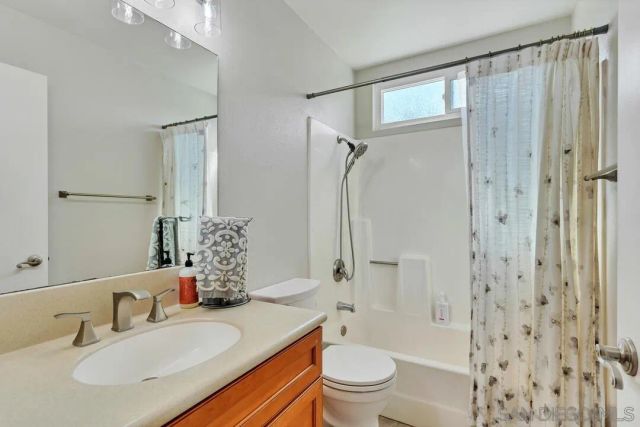 9219 Via De Amor, Santee, CA 92071